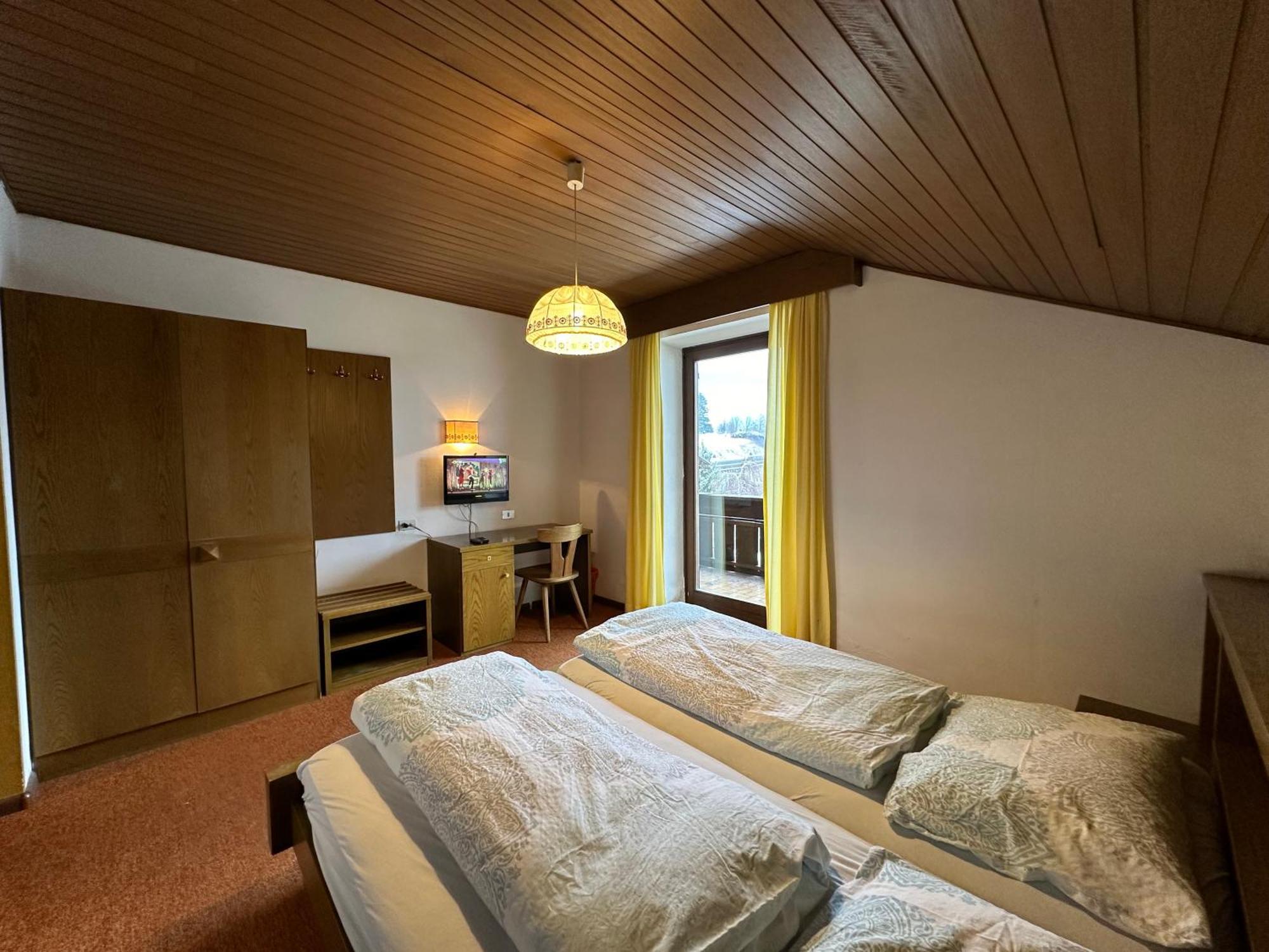Haus Pfalzen - Casa Falzes Bilik gambar